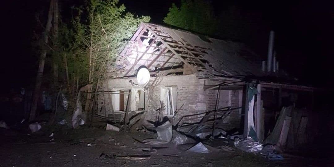 В результате российских ударов по Донетчине 4 человека были ранены, также разрушены 7 домов (фото)