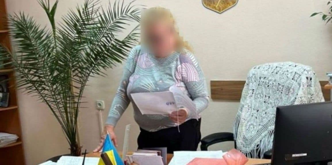 За государственную измену осудили экс-судью, передававшую ФСБ данные о бойцах "Азова" (фото)
