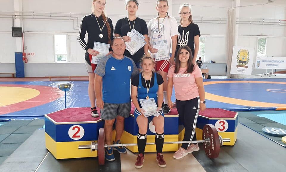 Важкоатлетки з Краматорська - лідери обласного чемпіонату