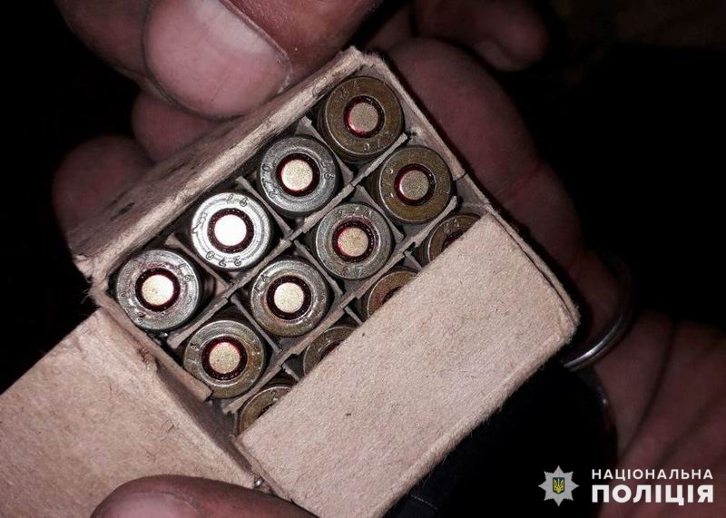 Із зони ООС намагалися незаконно вивезти боєприпаси, - поліція