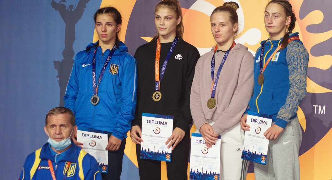 Спортсменки Донецької області завоювали 5 медалей на Кубку України з боротьби