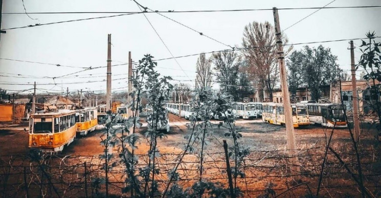 В окупованому Луганську показали сумний стан трамвайного депо