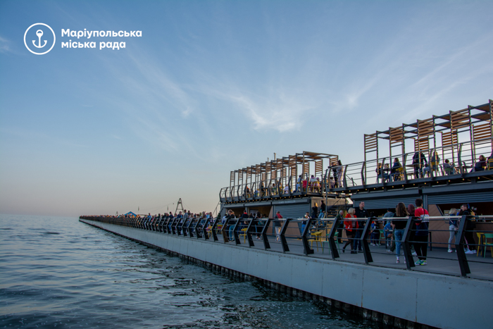 У Маріуполі відкрили для відвідувачів відреставрований пірс: фото