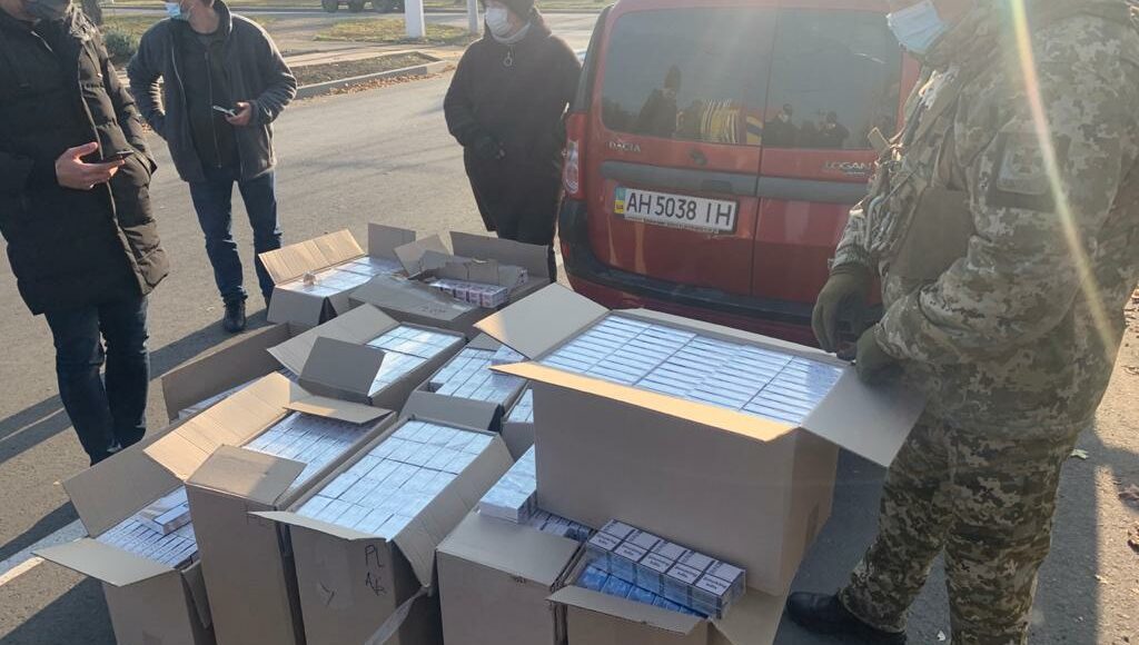 У Краматорську затримали машину з безакцизними сигаретами на 280 тисяч гривень