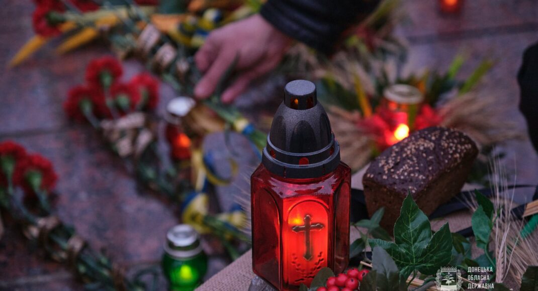На оккупированной Луганщине сообщили о новых случаях уничтожения крестов на могилах жертв Голодомора