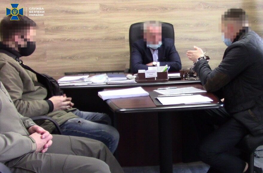 СБУ підозрює мера на Луганщині в отриманні хабаря
