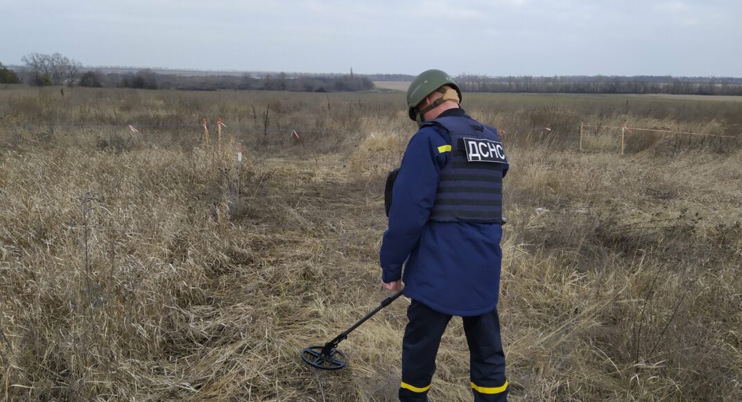 Піротехніки ДСНС за тиждень на Донеччині знешкодили понад дві тисячі боєприпасів