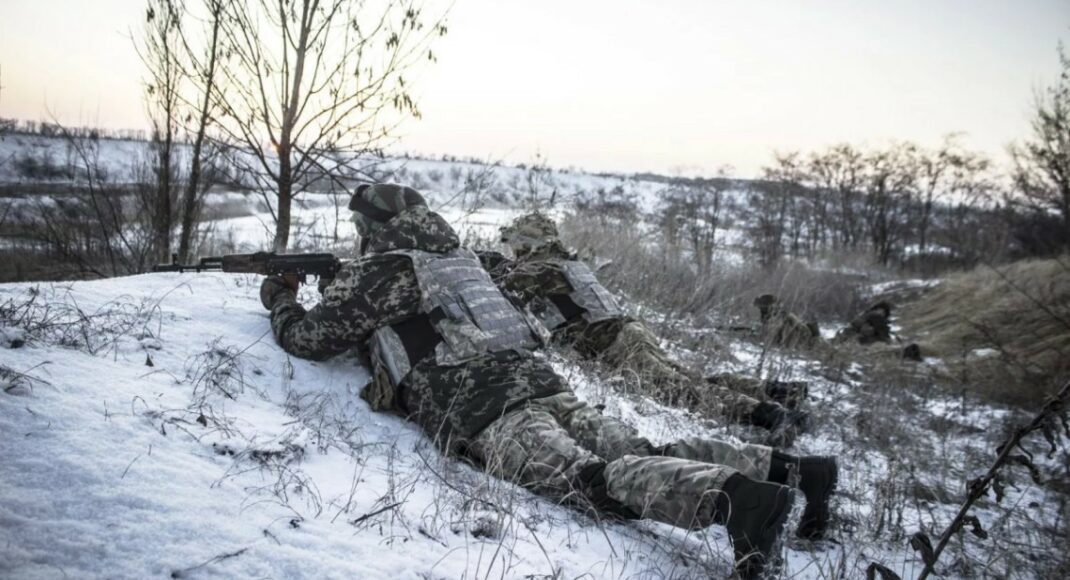 Бойовики здійснили 5 обстрілів в районі ООС, один воїн поранений