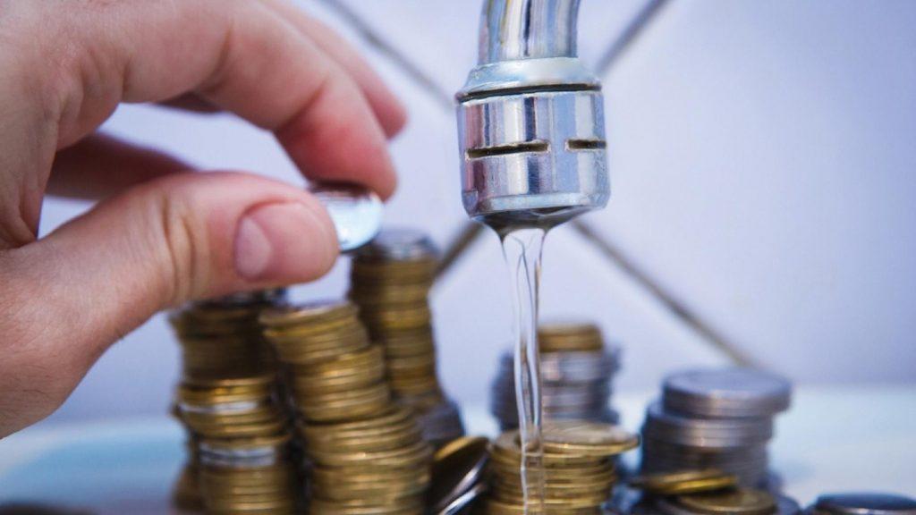 У Маріуполі ряд будинків відключили від водопостачання через кількох боржників