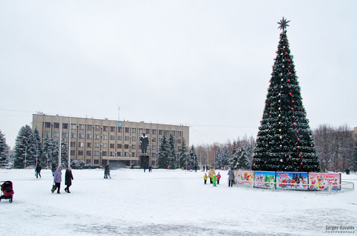 Лях заявив, що у Слов'янську прийшов час ставити новорічну ялинку на Соборній площі