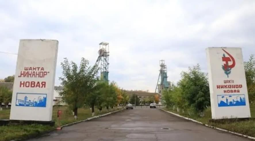 С одной из шахт ОРЛО боевики вывозят металлолом, - правозащитники