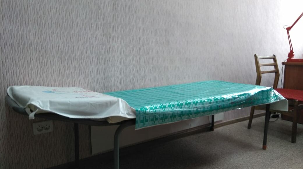 В ЦРБ Станицы Луганской продолжают ремонт: фото