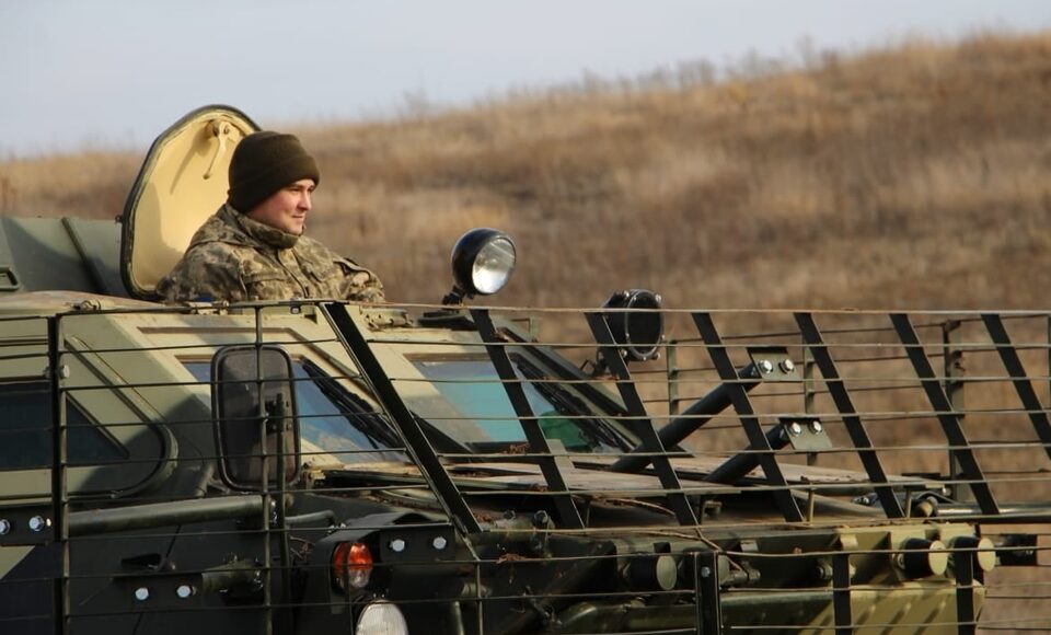 День в ООС: бойовики НЗФ 5 разів порушили режим "тиші" на Донбасі, двоє українських військових поранені