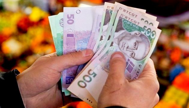 Работникам государственных органов на опасных территориях повышен уровень оплаты труда