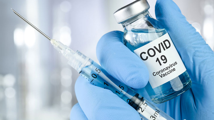На Донеччині тимчасові кабінети для щеплень від COVID-19 створені у 25 медустановах