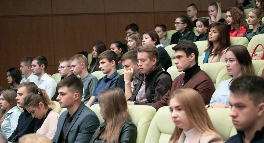 Поступление–2021 для абитуриентов с оккупированных территорий: когда подавать документы и как подготовиться