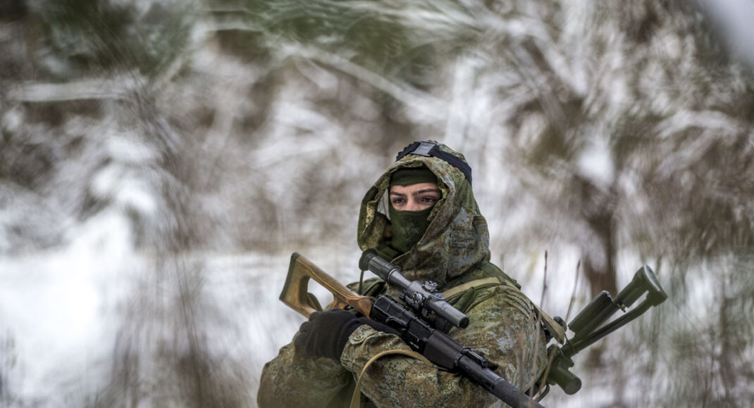 На окупований Донбас прибули снайпери РФ, - розвідка