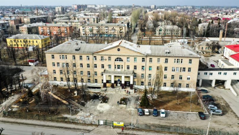 В больнице Покровска продолжается реконструкция: фото, видео