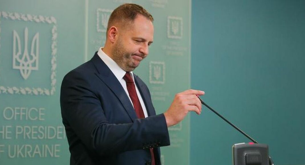 Мир по кругу? Что Ермак говорил о плане по Донбассу полгода назад и сейчас