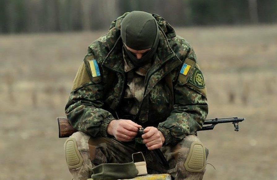 Окупанти 15 раз порушили режим припинення вогню на Донбасі, один воїн загинув