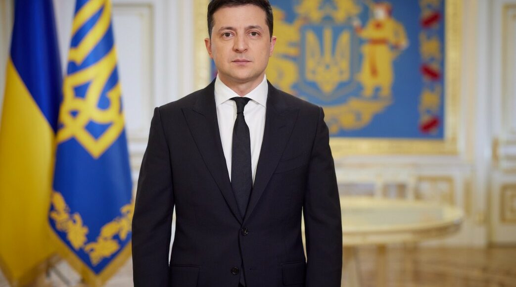Зеленский рассказал о переговорах по Донбассу и поддержке Украины со стороны США: видео