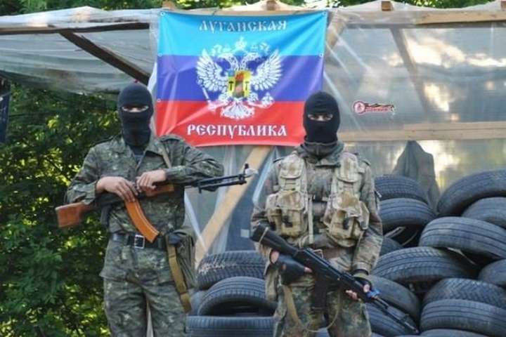 В разрушенной Попасной оккупанты вместо восстановления инфраструктуры сделали автолавки для торговли, — ОВА