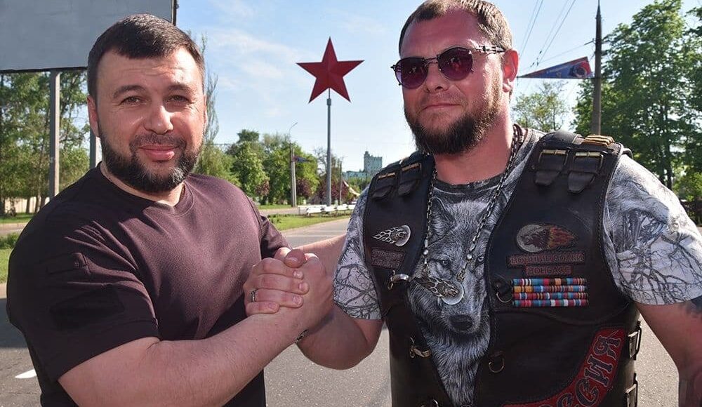 У соцмережах розкритикували появу ватажка "ДНР" з "Нічними вовками" з Росії