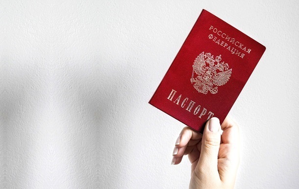 В окупованому Луганську погрожують не віддавати новонароджених дітей батькам, у яких немає паспорта рф, — Спротив