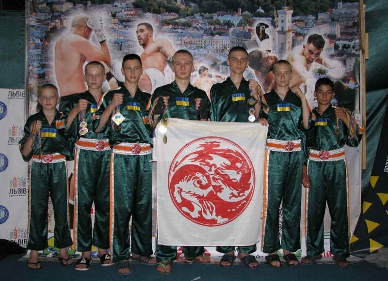 Спортсмены Луганщины завоевали 22 медали на Чемпионате по кикбоксингу