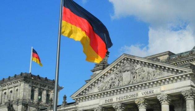 Парламент Німеччини не проголосував за рішення про передачу танків Україні