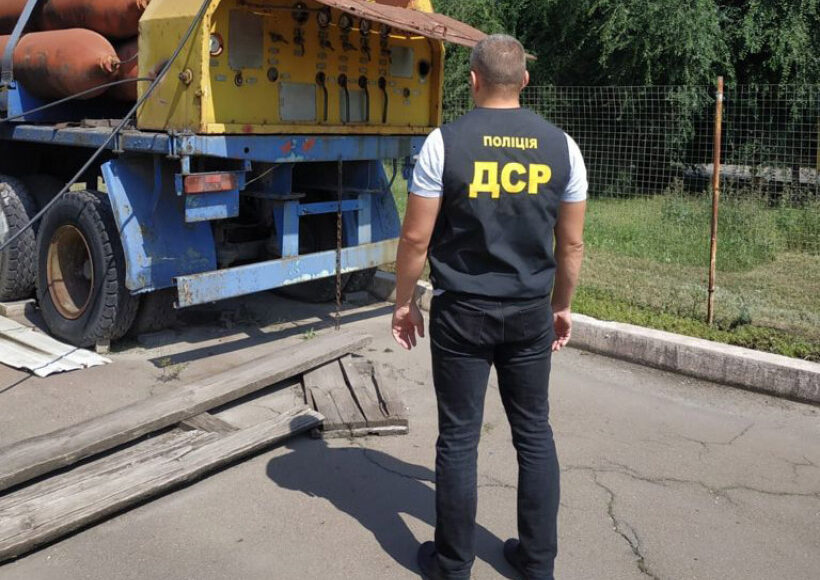На АЗС Донеччини провели вилучення великої партії продукції за порушення