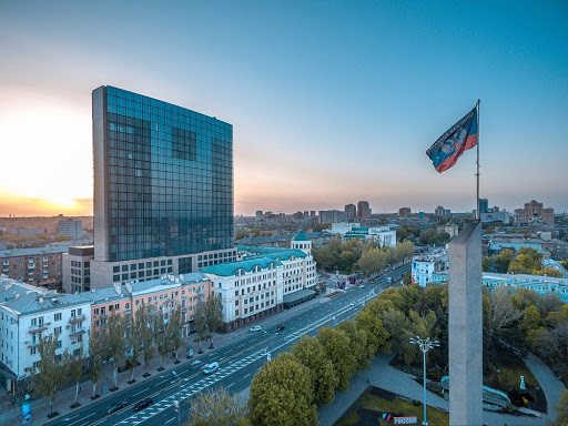 В окупованому Донецьку перед виборами до Держдуми РФ зберуться члени відомої російської партії та члени НЗФ