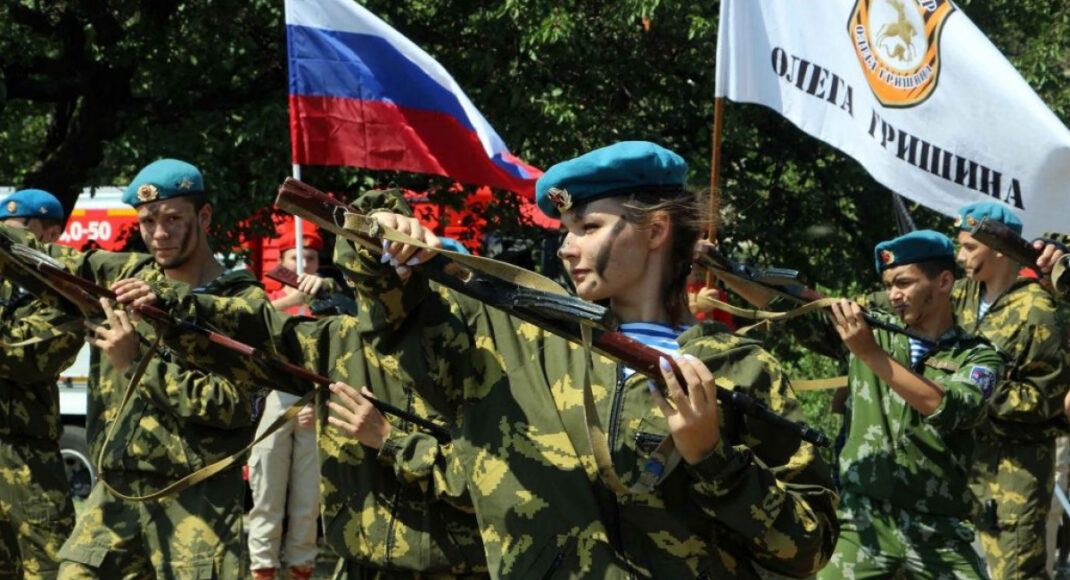 Денисова: рф втягивает в боевые действия подростков из ОРДЛО: есть погибший