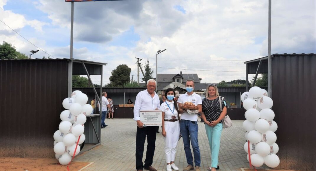 В Білокуракине Луганської області з'явився агроринок