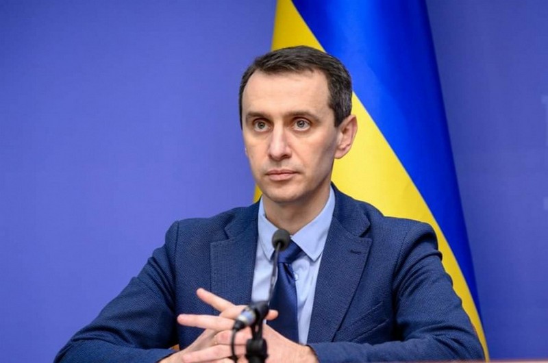 Глава МОЗ рассказал, в чем разница между бустерной и дополнительной дозой вакцины от COVID-19