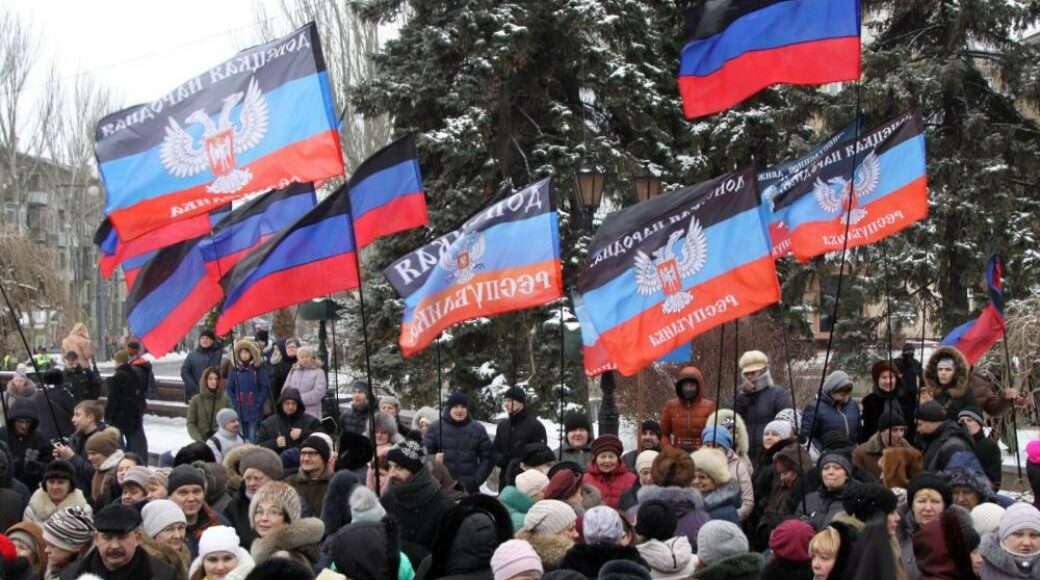 В ТКГ объяснили, почему не протестуют жители ОРДЛО