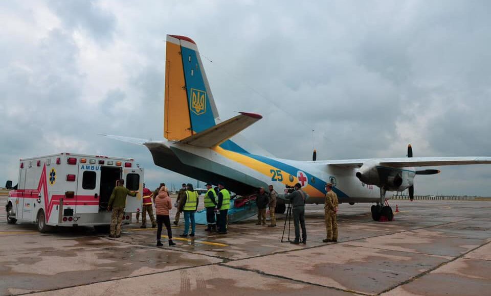 До Львова доставили поранених бійців ООС для лікування і реабілітації
