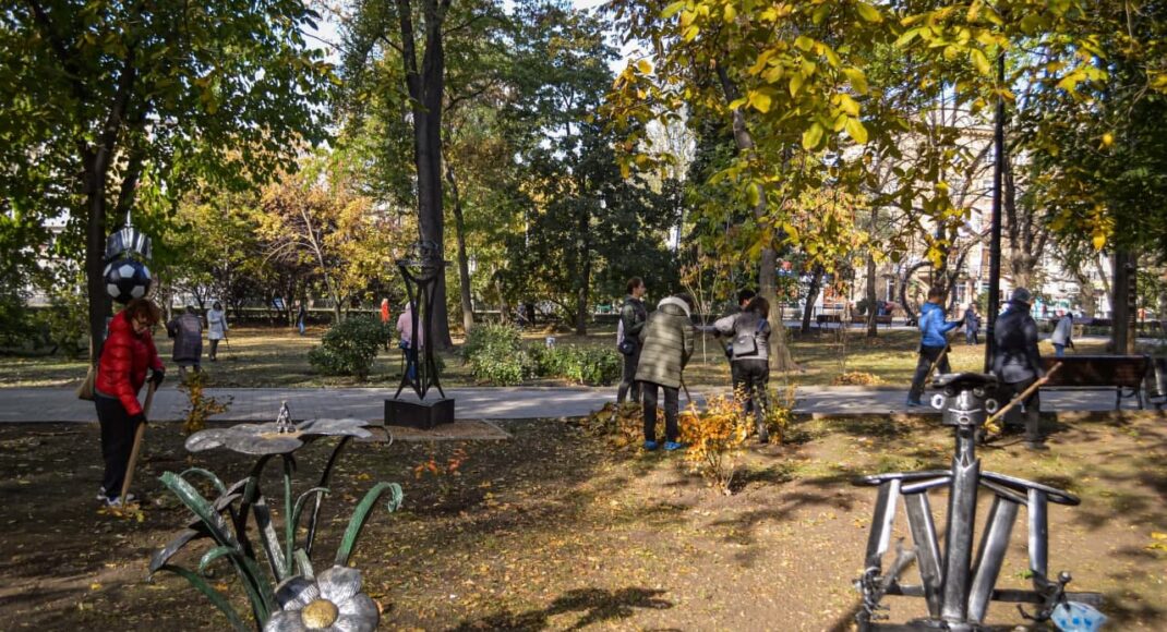 В оккупированном Донецке на общегородской субботник вывели 12 тыс. человек