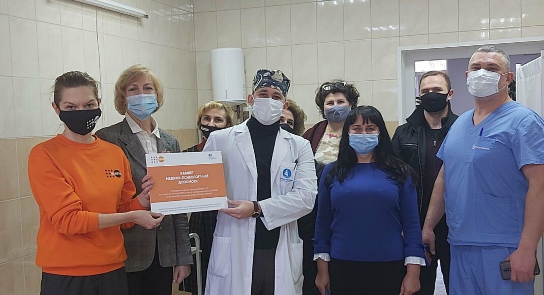 В двух прифронтовых громадах на Луганщине при поддержке ООН открыли кабинеты помощи женщинам пострадавшим от насилия