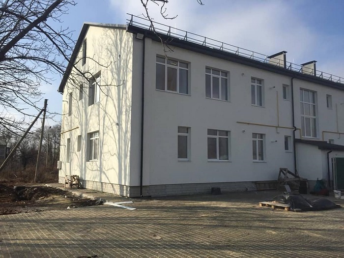 На Луганщині за підтримки уряду Німеччини та KfW зробили 12 квартир для переселенців