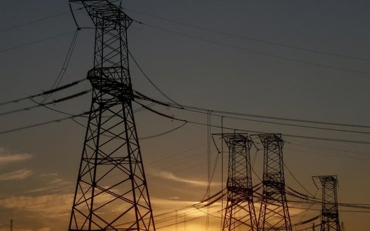 На Луганщині через обстріли окупантів понад 7 тисяч людей залишилися без світла