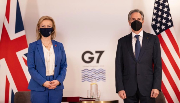 Британия в G7 призовет выступить единым фронтом против стран-агрессоров