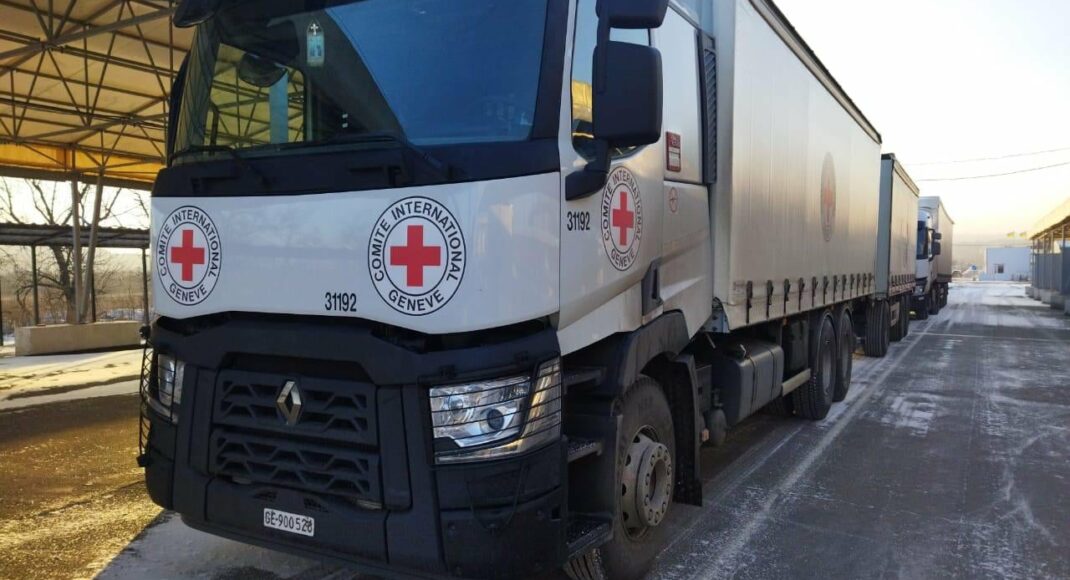 Червоний Хрест направив в ОРДЛО будматеріали на відновлення житла