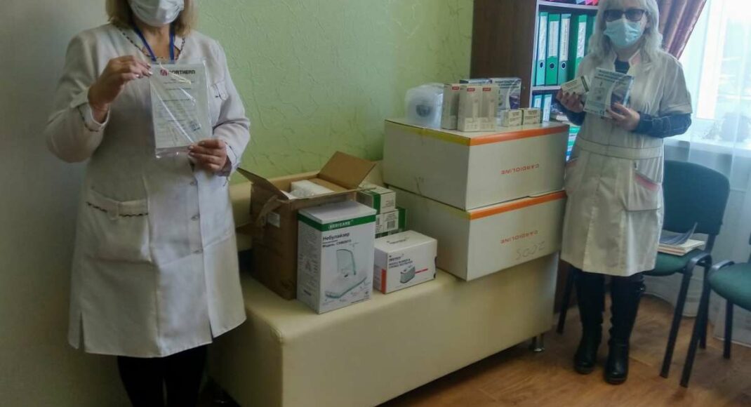 Центр медико-санітарної допомоги в Костянтинівці отримав обладнання від уряду Німеччини