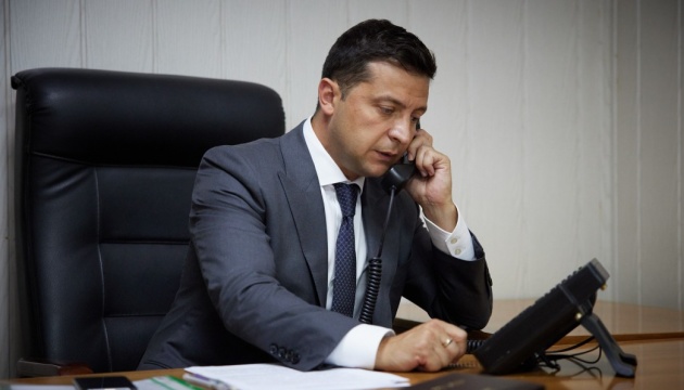 Зеленський і голова Євроради скоординували зусилля з деескалації навколо України