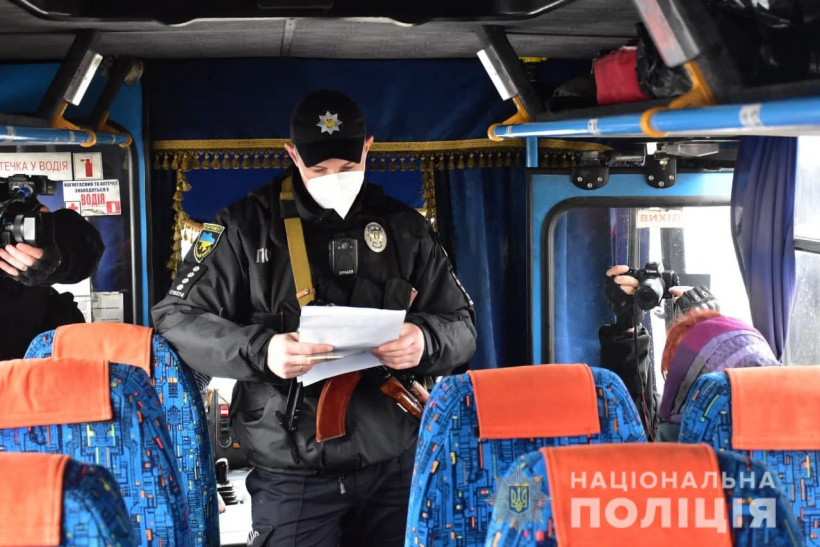 Полицейские Донетчины составили 335 админпротоколов за нарушения во время пассажирских перевозок
