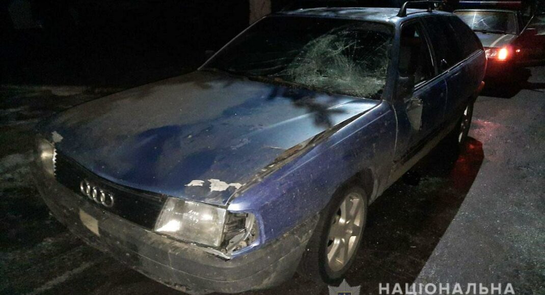 У Селидовому п'яний водій на пішохідному переході збив чоловіка і 13-річну дівчинку