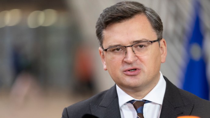 Україна повертатиме цивільних полонених з росії двома шляхами, – Кулеба