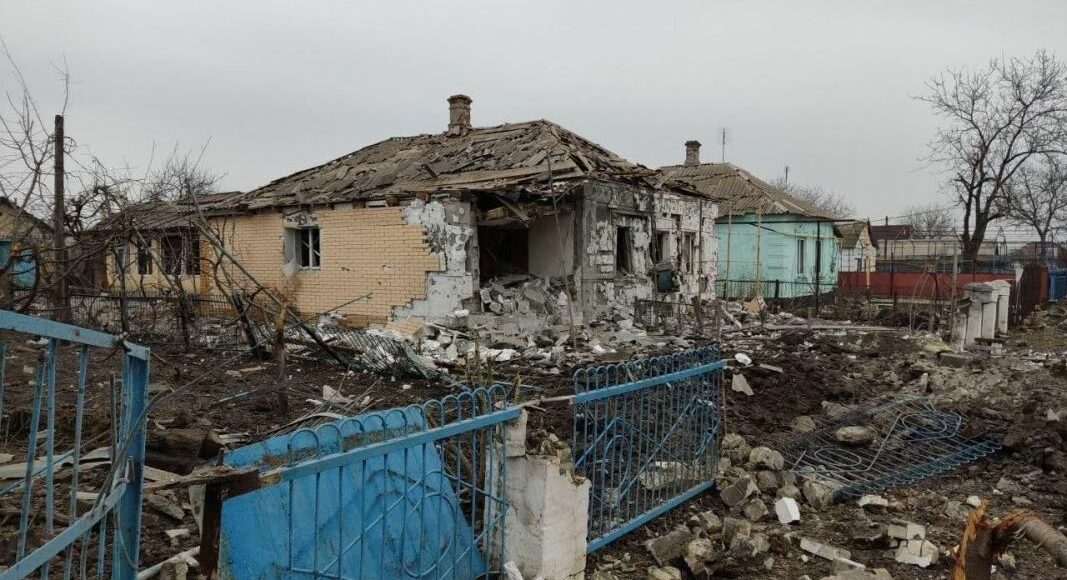 В Мариуполе уничтожили боевой самолет российских оккупантов