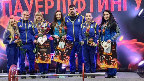 Пауэрлифтеры из Дружковки завоевали медали Чемпионата Украины на Ивано-Франковщине